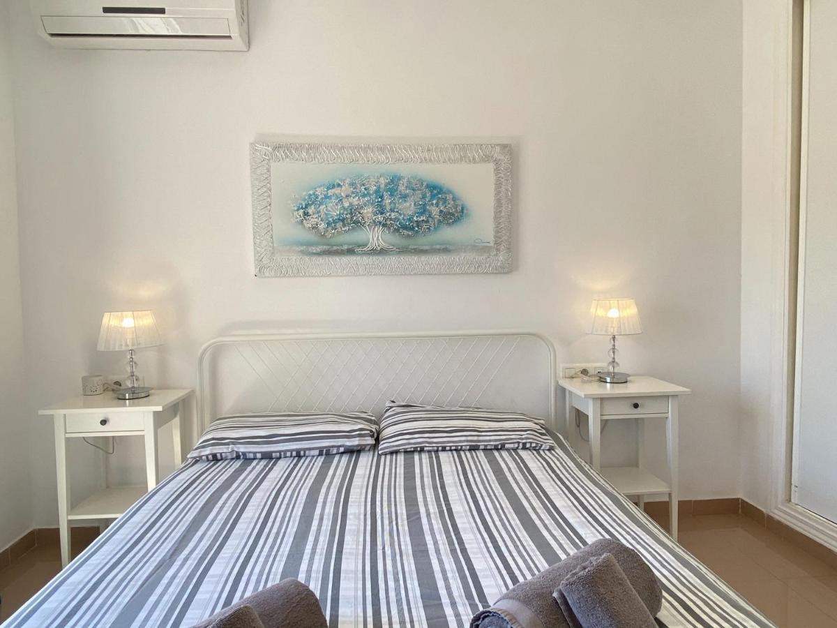 Mediterraneo Bajo Casasol Nerja Eksteriør billede